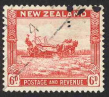 New Zealand Sc# 193 Used (a) 1935 6p Red Harvesting - Used Stamps