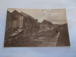 BOUILLON LUXEMBOURG ( BELGIQUE ) INTERIEUR DU CHATEAU ESCALIERS DES POUDRIERES VUE D ENSEMBLE COUR D HONNEUR ANIMEES - Bouillon