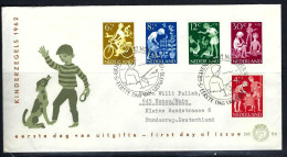 NIEDERLANDE Gelaufener FDC Mit Komplettsatz Mi-Nr. 785 - 789 Voor Het Kind - Siehe Bild - FDC