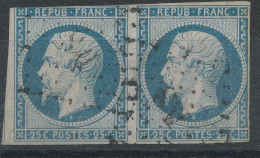 Lot N°82362   Variété/Paire N°10, Oblitéré Losange DS De PARIS, Tache Blanche Face à L'œil Timbre De Gauche - 1852 Louis-Napoleon