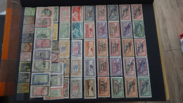 AZ105 Bel Ensemble De Timbres Des Anciennes Colonies Françaises  A Saisir !!! - Collections (en Albums)