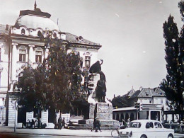 SLOVENIA  LIUBLIANA  LJUBLJANA PALACE AUTO CAR V1960 JV5739 - Slovénie