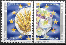 2005  Italien  Mi. 3031-2**MNH   Europa: Gastronomie - 2001-10: Nieuw/plakker