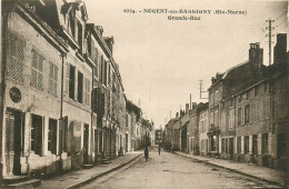 52* NOGENT EN BASSIGNY   Grande Rue    RL24,2041 - Nogent-en-Bassigny
