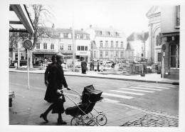 Luxembourg - Luxemburg  -  ETTELBRUCK - Grand'Rue - Place E L'église - Petite Photo - Ettelbrück