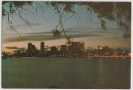 WESTERN AUSTRALIA WA City Skyline & River At Dusk PERTH Murfett P7066-2 Postcard C1970s - Perth