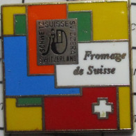 511d  Pin's Pins / Beau Et Rare / ALIMENTATION / Grand Pin's FROMAGES DE SUISSE - Alimentation