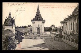 CAMBODGE - PHNOM-PENH - PAGODE ROYALE - PAVILLON OU SONT EXPOSES LES OBJETS DU CULTE - Cambodge