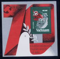 Vietnam Viet Nam MNH Perf Souvenir Sheet 1987 : 70th Anniversary Of October Revolution Of USSR / Lenin (Ms524B) - Vietnam