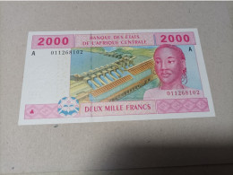 Billete Estados África Central, 2000 Francs, Serie A, Año 2002, UNC - États D'Afrique Centrale