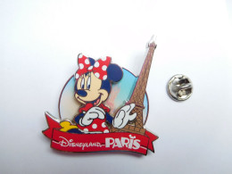 Superbe Pin's  , Disney , Minnie , Disneyland Paris , Tour Eiffel , Double Moules - Disney