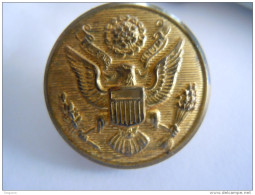 US  Leger Knoop Bouton Armoirie WWII US ARMY GOLD EAGLE Overcoat Button Brass Rex Products Corp New Rochelle N.Y. 2,8 Cm - Buttons