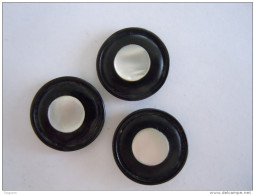 3 Knopen Boutons Bakeliet Bakelite Nacre 2 Cm - Buttons