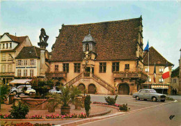 Automobiles - Molsheim - Place De L'Hotel De Ville - CPM - Voir Scans Recto-Verso - PKW