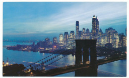 CPSM 9 X 14 Etats Unis USA (13) NEW YORK CITY Nightfall In Lower Manhattan, With Brooklyn Bridge - Manhattan