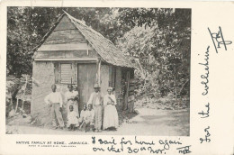 JAMAICA - NATIVE FAMILY AT HOME - PUB. GARDNER - 1905 - Amerika