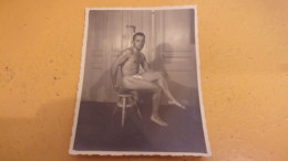 CIRCA 1935 Bodybuilder Beefcake Gay Int Interest Nude Male Men Man Homme Bodybuilding Culturisme Musculation Photo - Anonyme Personen