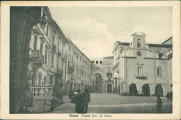 PENNE ( PESCARA ) PIAZZA LUCA DA PENNE - EDIZIONE SERAFINI - SPEDITA 1950 (20332) - Pescara