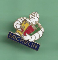 Pin's MICHELIN *** BIBENDUM N°1 *** 0073 (18-1) - Markennamen