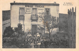 CPA 11 LADERN / ECOLE DES FILLES - Autres & Non Classés