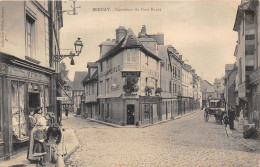 27-BERNAY- CARREFOUR DU PONT RAVET - Bernay