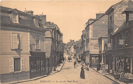 27-BERNAY- LA RUE DU PONT RAVET - Bernay