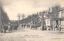 27-BERNAY- BOULEVARD DUBUS LE MARCHE AUX GRAINS PENDANT LE FOIRE FLEURIE - Bernay