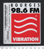 VIBRATION BOURGES FM / RADIO FM TV / AUTOCOLLANT - Aufkleber