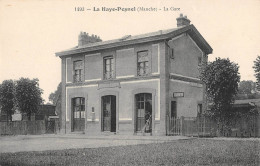 CPA 50 LA HAYE PESNEL / LA GARE - Altri & Non Classificati