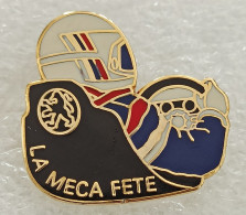 Pin's Peugeot. La Méca Fête - Peugeot