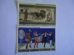 CYPRUS MNH 4 STAMPS 1983 COMMONWEALTH DAYS  2 SCAN - Nuovi