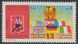 Sharjah Mi.Nr. 648A Fußball-WM 1970, Franz Beckenbauer, Flaggen, Pokal (1 Dh) - Sharjah