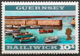 GUERNESEY / YT 17 A - Dentelé 13 / PORT AURIGNY - BATEAU  / NEUF ** / MNH - Guernsey