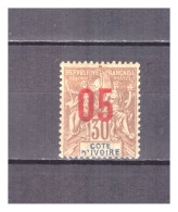 COTE D' IVOIRE     N ° 37  .   05  SUR  30  C    NEUF *   .  SUPERBE  . - Unused Stamps