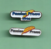 2 Pin's *** PASSION PRESSE *** 0073 (18-1) - Media