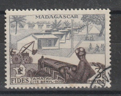 MADAGASCAR YT  327 Oblitéré - Used Stamps