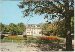 34. Gf. LODEVE. La Caserne, Vue Du Parc - Lodeve