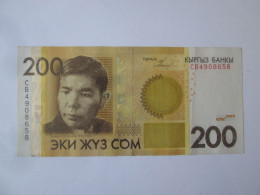 Kyrgyzstan 200 Som 2010 Banknote,see Pictures - Kirgizïe