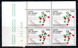 ITALIA REPUBBLICA ITALY 1988 LO SPORT ITALIANO COPPA DEL MONDO CUP 90 MASCOTTE CIAO QUARTINA ANGOLO DI FOGLIO VALORE MNH - 1971-80:  Nuovi