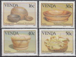 Südafrika - Venda Mi.Nr. 183-86 Traditionelles Küchengeschirr (4 Werte) - Other & Unclassified