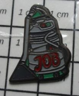 1520  Pin's Pins / Beau Et Rare / MARQUES / ASPIRATEUR JOB Pour Les Pauvres - Markennamen