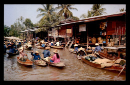 THAILANDE - DAMNERNSADUAK FLOATING MARKET - Thaïlande