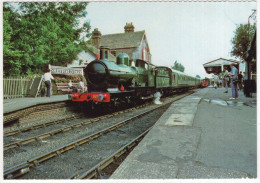 Engine 'Earl Of Berkeley'  At Sheffield Patk 11-7-82 - (U.K.) - Gares - Avec Trains