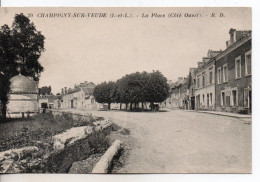 Carte Postale Ancienne Champigny Sur Veude - La Place (Côté Ouest) - Champigny-sur-Veude