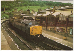 Worth Valley Railway - English Electric Diesel Locomotive No. 40.017 In No. 4 Platform In Keighley  - (U.K.) - Stations With Trains