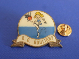 Pin's Basket Basketball - B.C Bouligny Club Sportif Féminin Fille - Meuse (PX4) - Pallacanestro