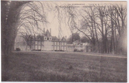 27 - EURE -  ACQUIGNY PRES DE LOUVIERS - LE CHATEAU ET LE PARC - Acquigny