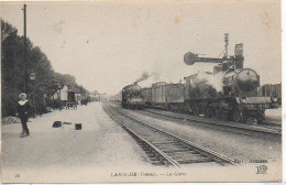 89 LAROCHE  La Gare  (train Gros Plan) - Stations With Trains