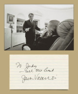 Jack Valenti (1921-2007) - American Lobbyist - Signed Card + Photo - 1993 - COA - Politiques & Militaires