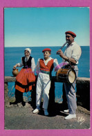 FOLKLORE - GROUPE BASQUE CHELITZTARRAK De Biarritz Couple De Danseurs TIXISTULARI  Flute Tambour Enfant - Música